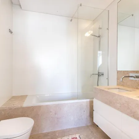 Prime - Mouraria Lisbona